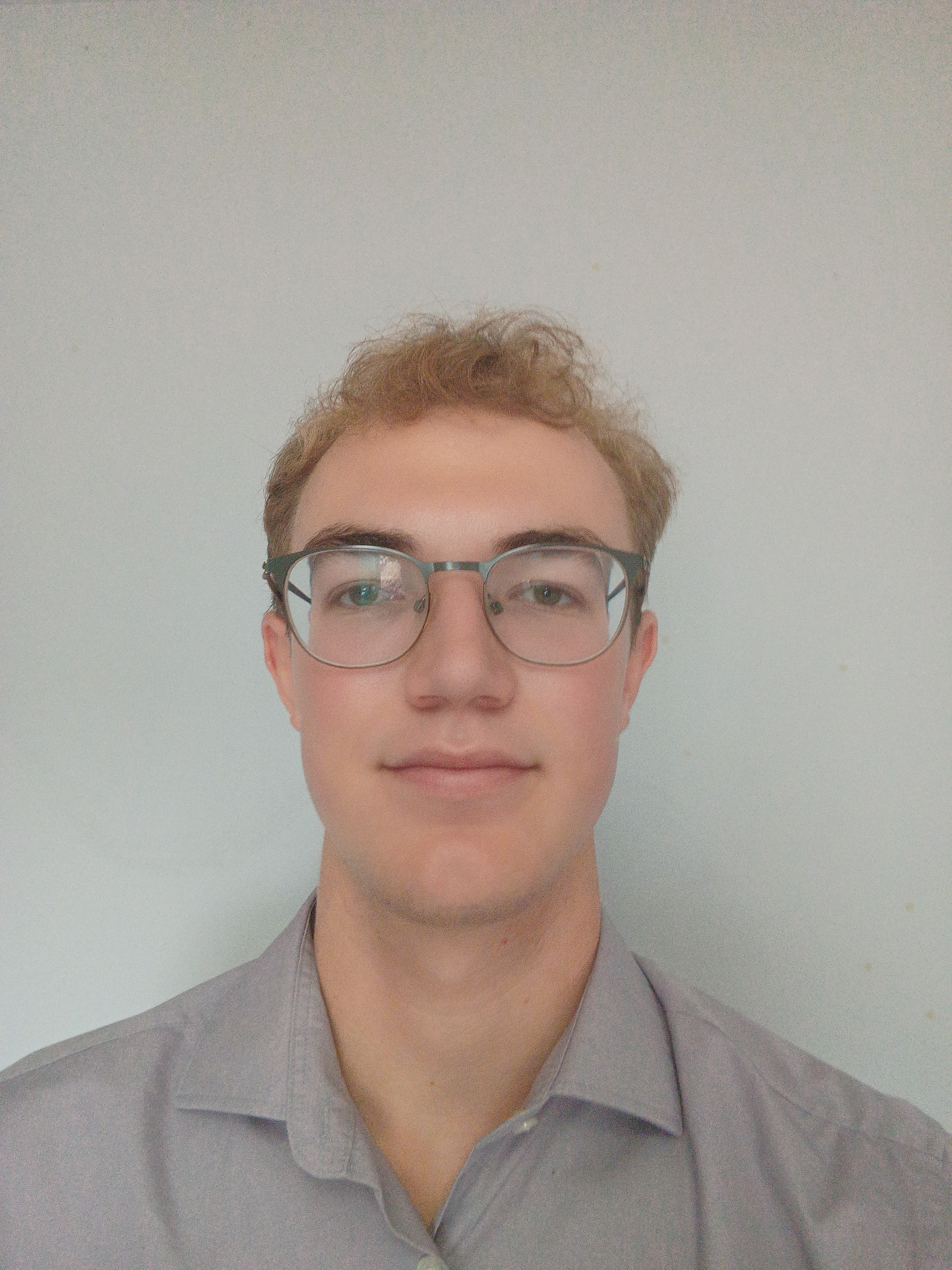 Adam 's Profile Picture